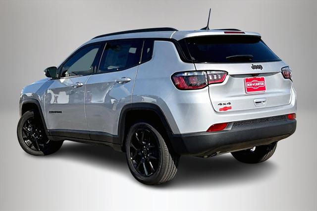 2025 Jeep Compass COMPASS LATITUDE 4X4