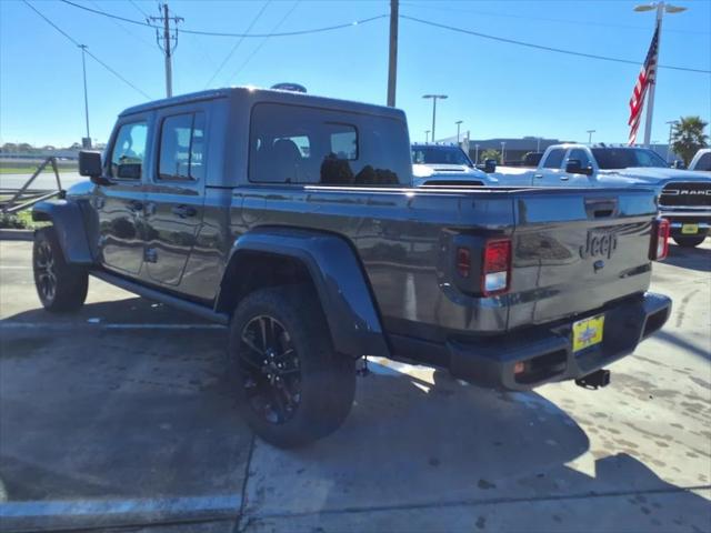 2025 Jeep Gladiator GLADIATOR NIGHTHAWK 4X4