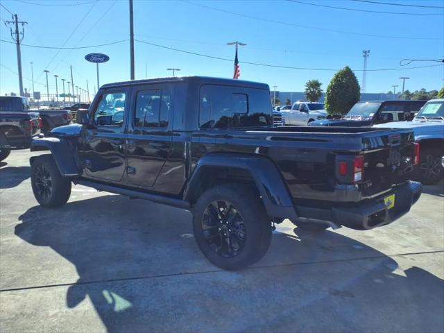 2025 Jeep Gladiator GLADIATOR NIGHTHAWK 4X4