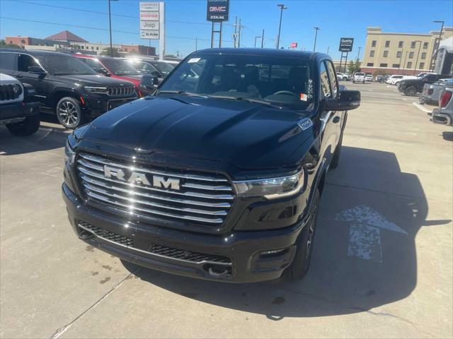 2025 RAM Ram 1500 RAM 1500 LARAMIE CREW CAB 4X4 57 BOX