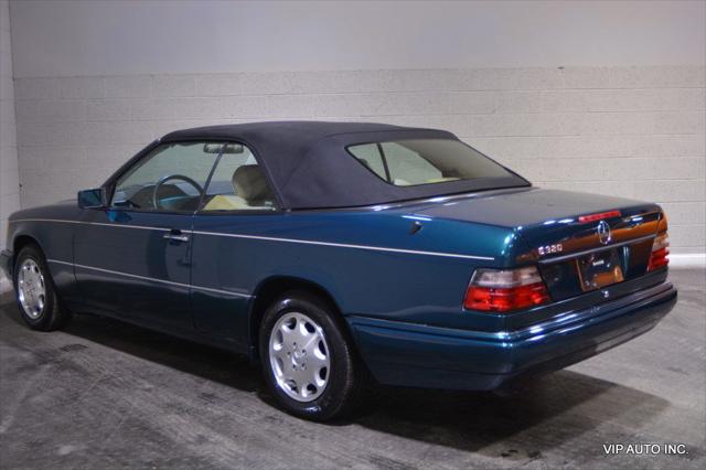1995 Mercedes-Benz E 320 E Class 2dr Cabriolet 3.2L
