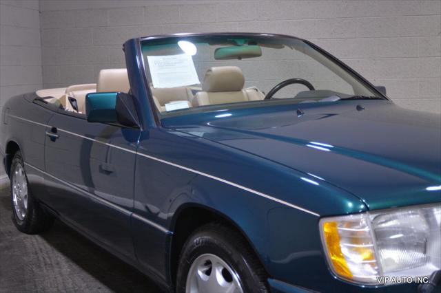 1995 Mercedes-Benz E 320 E Class 2dr Cabriolet 3.2L