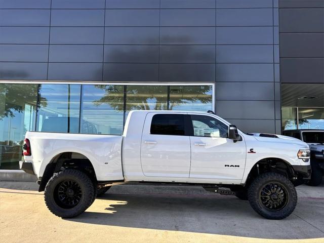 2024 RAM Ram 3500 RAM 3500 LARAMIE MEGA CAB 4X4 64 BOX