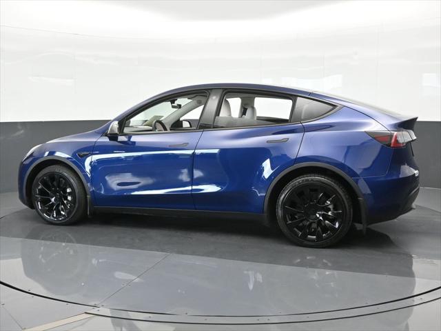 2022 Tesla Model Y Long Range Dual Motor All-Wheel Drive