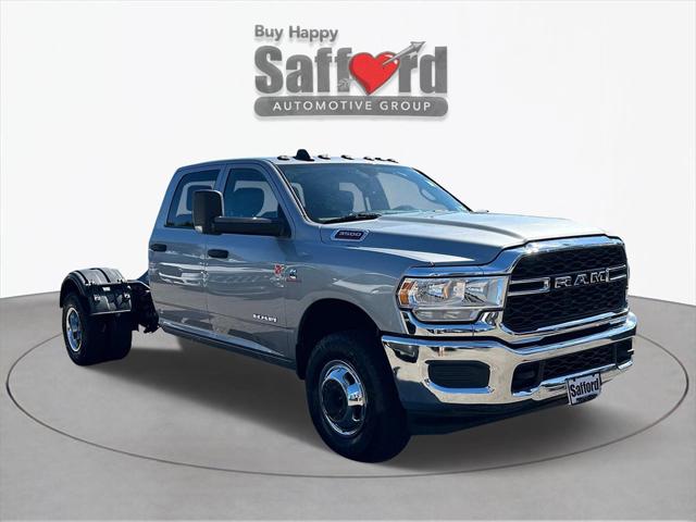 2022 RAM 3500 Chassis Tradesman/SLT/Laramie/Limited