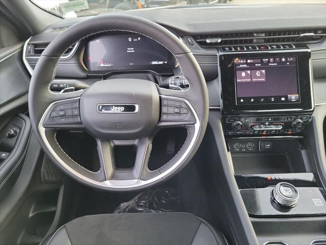 2025 Jeep Grand Cherokee GRAND CHEROKEE ALTITUDE X 4X2