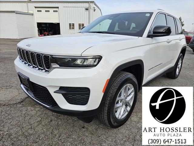 2025 Jeep Grand Cherokee GRAND CHEROKEE LAREDO X 4X4