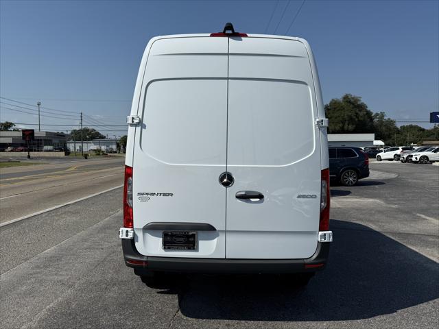 2025 Mercedes-Benz Sprinter 2500 Standard Roof 4-Cyl Diesel