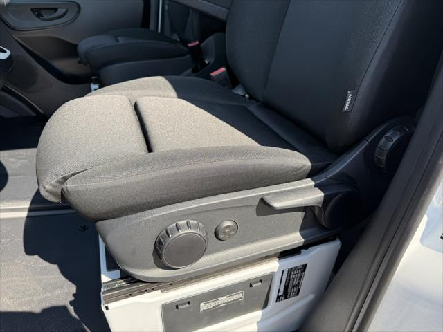 2025 Mercedes-Benz Sprinter 2500 Standard Roof 4-Cyl Diesel