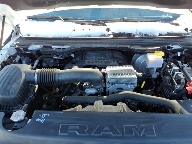 2023 Ram 1500 Big Horn Crew Cab 4x4 5'7" Box