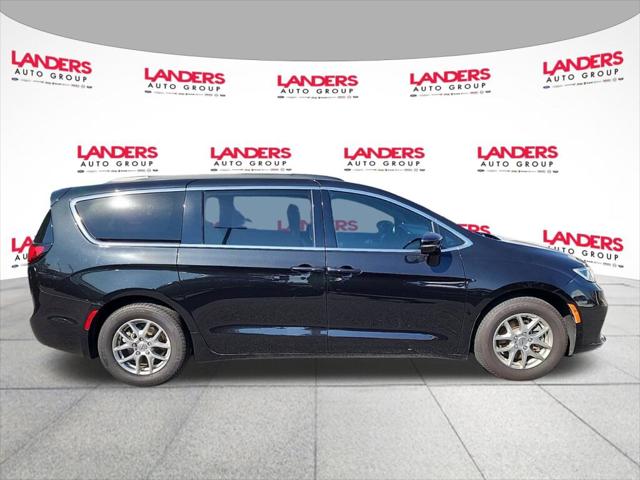2022 Chrysler Pacifica Touring