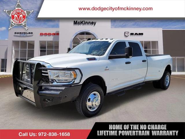 2022 RAM 3500 Tradesman Crew Cab 4x4 8 Box