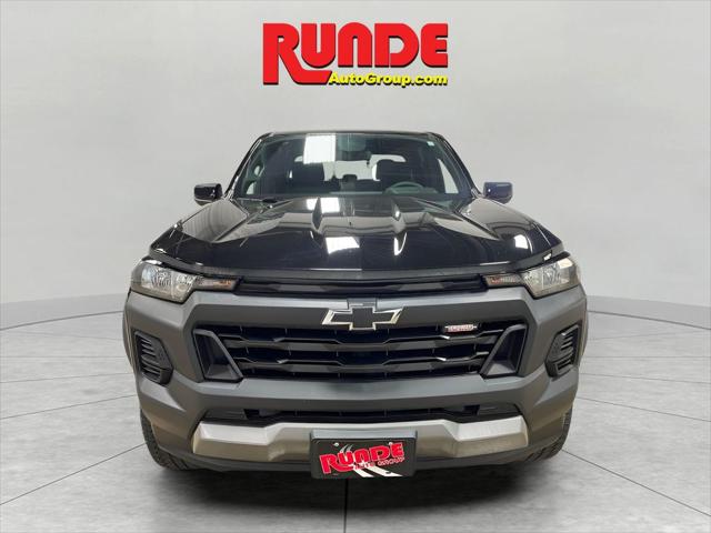 2023 Chevrolet Colorado 4WD Crew Cab Short Box Trail Boss