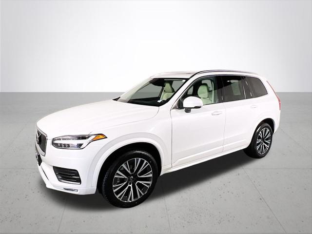 2020 Volvo XC90 T6 Momentum 7 Passenger