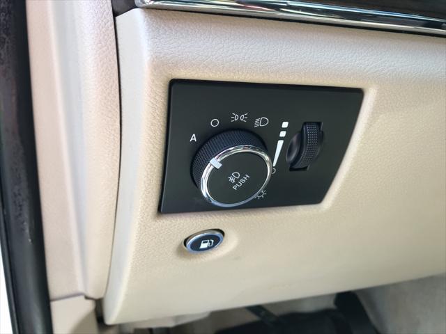 2017 Jeep Grand Cherokee Overland 4x2