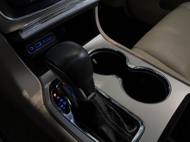 2017 Jeep Grand Cherokee Overland 4x2