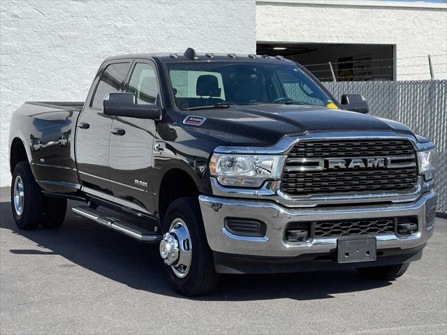 2022 RAM 3500 Big Horn Crew Cab 4x4 8 Box