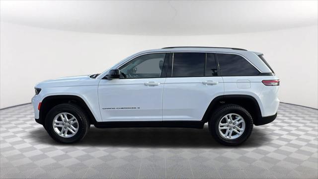 2023 Jeep Grand Cherokee Laredo 4x4