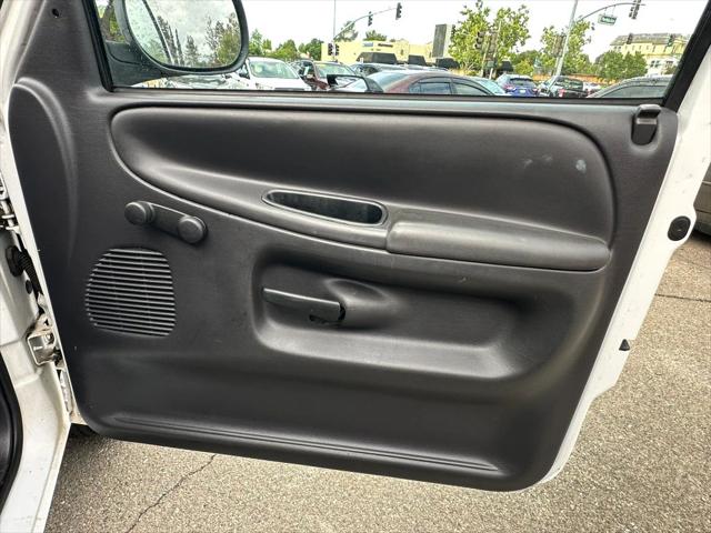 2001 Dodge Ram 2500 ST