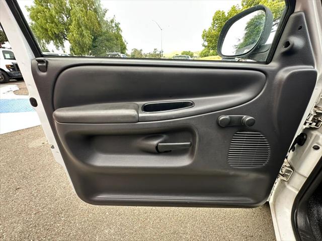 2001 Dodge Ram 2500 ST
