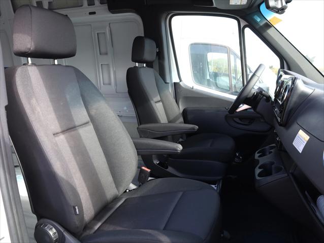 2025 Mercedes-Benz Sprinter 2500 High Roof 4-Cyl Diesel HO