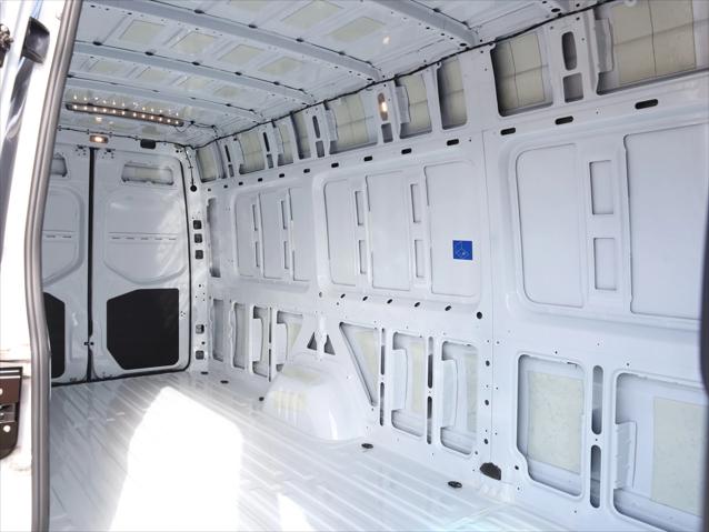 2025 Mercedes-Benz Sprinter 2500 High Roof 4-Cyl Diesel HO