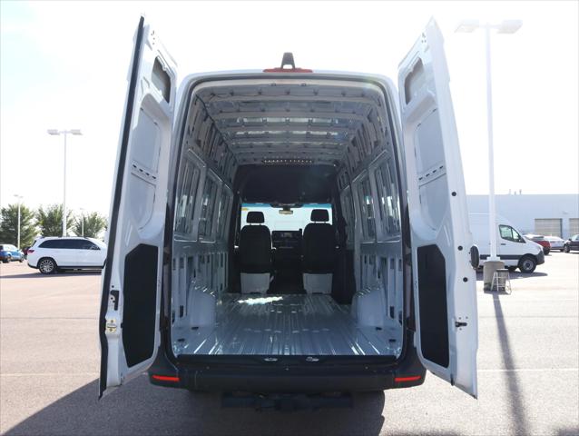 2025 Mercedes-Benz Sprinter 2500 High Roof 4-Cyl Diesel HO