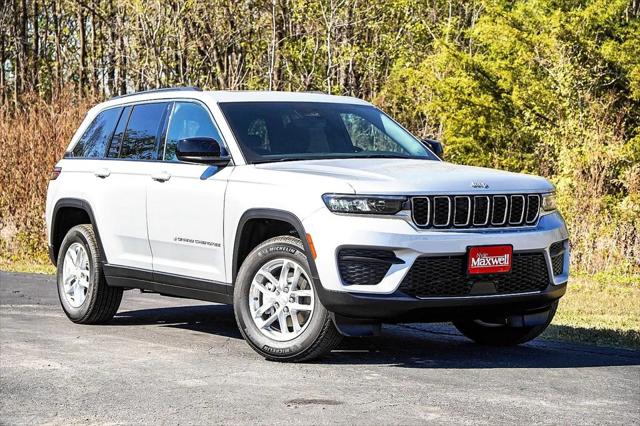 2025 Jeep Grand Cherokee GRAND CHEROKEE LAREDO X 4X2
