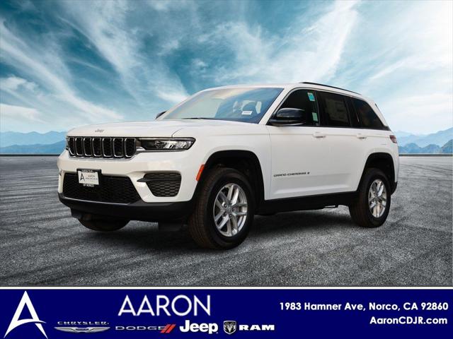 2025 Jeep Grand Cherokee GRAND CHEROKEE LAREDO X 4X4