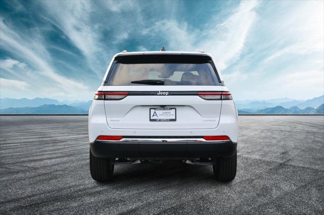 2025 Jeep Grand Cherokee GRAND CHEROKEE LAREDO X 4X4