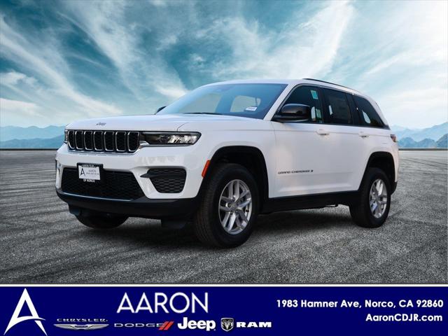 2025 Jeep Grand Cherokee GRAND CHEROKEE LAREDO X 4X4