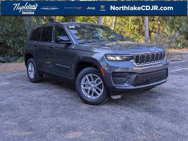 2025 Jeep Grand Cherokee GRAND CHEROKEE LAREDO X 4X4