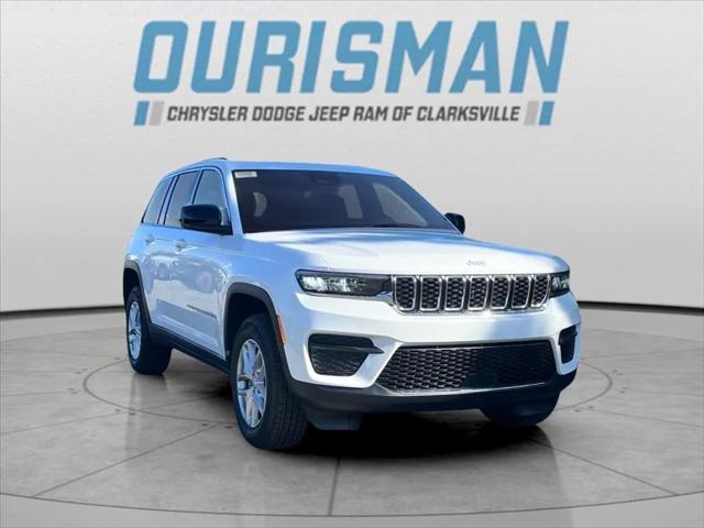 2025 Jeep Grand Cherokee GRAND CHEROKEE LAREDO X 4X4