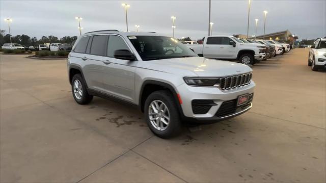 2025 Jeep Grand Cherokee GRAND CHEROKEE LAREDO X 4X2