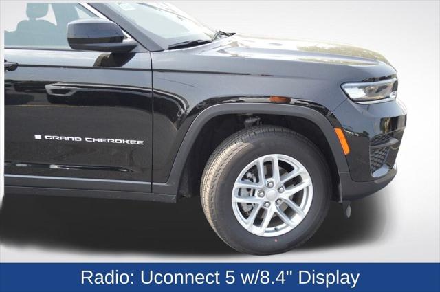 2025 Jeep Grand Cherokee GRAND CHEROKEE LAREDO X 4X4