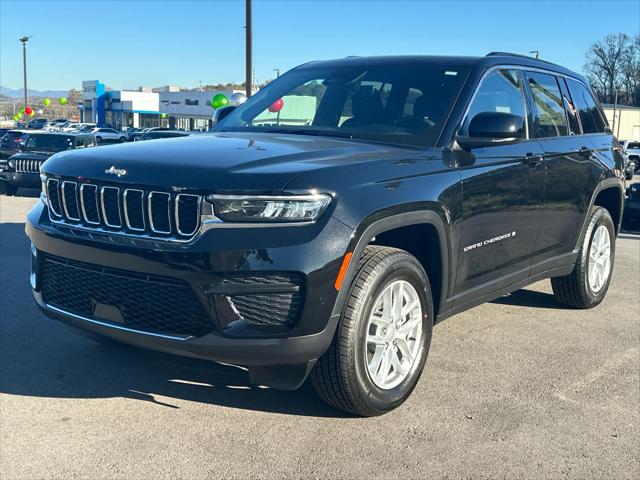 2025 Jeep Grand Cherokee GRAND CHEROKEE LAREDO X 4X4