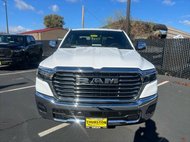 2025 RAM Ram 1500 RAM 1500 LARAMIE CREW CAB 4X4 64 BOX