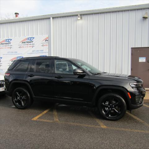 2025 Jeep Grand Cherokee GRAND CHEROKEE ALTITUDE X 4X4