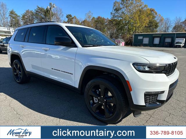 2025 Jeep Grand Cherokee GRAND CHEROKEE L LIMITED 4X4