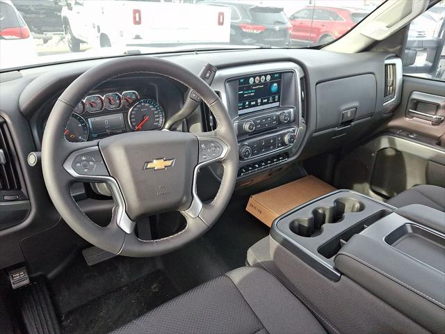 2024 Chevrolet Silverado 6500HD 1LT