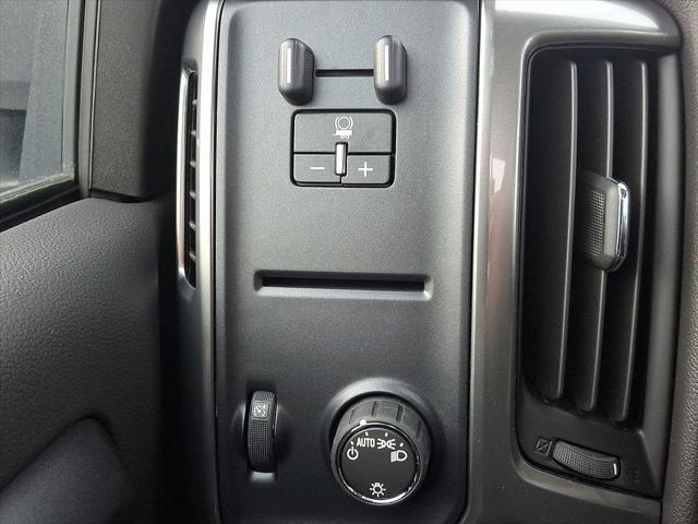 2024 Chevrolet Silverado 6500HD 1LT