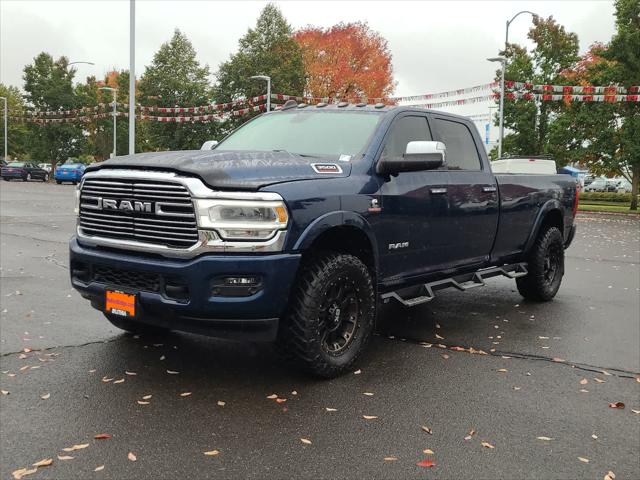 2020 RAM 3500 Laramie Crew Cab 4x4 8 Box