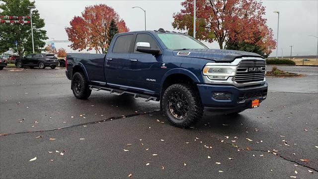 2020 RAM 3500 Laramie Crew Cab 4x4 8 Box