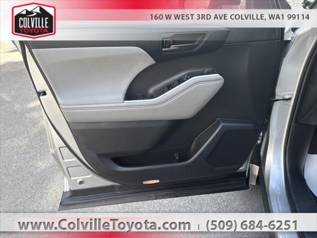 2021 Toyota Highlander LE