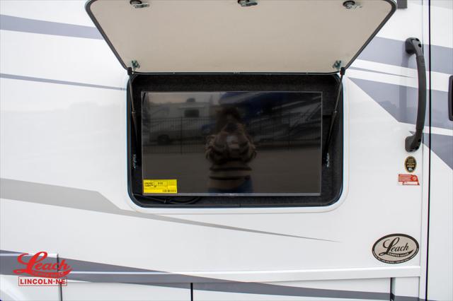 2025 Mercedes-Benz Sprinter 3500XD Chassis Standard Roof 4-Cyl Diesel HO