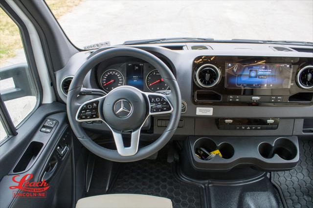 2025 Mercedes-Benz Sprinter 3500XD Chassis Standard Roof 4-Cyl Diesel HO