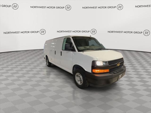 2022 Chevrolet Express Cargo