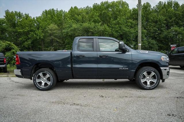 2025 RAM Ram 1500 RAM 1500 TRADESMAN QUAD CAB 4X4 64 BOX