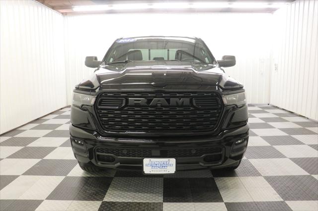 2025 RAM Ram 1500 RAM 1500 TRADESMAN QUAD CAB 4X4 64 BOX