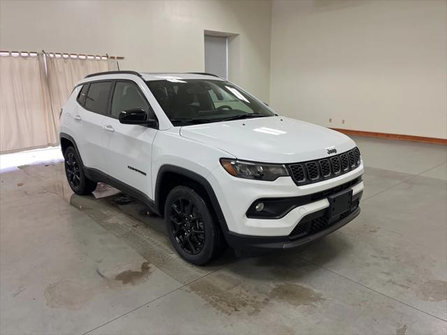 2025 Jeep Compass COMPASS LATITUDE 4X4